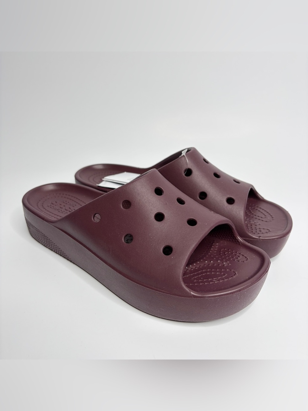 NWT CROCS Dark Cherry Classic Platform Slides Women's Size 9